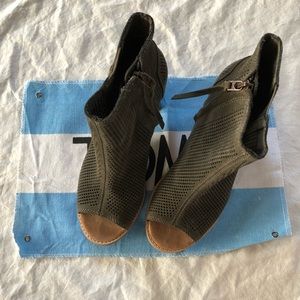 Toms Olive Majorca Bootie